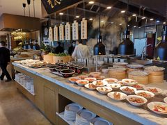 自助取餐区-都会尚膳·海鲜自助餐厅(重庆万豪酒店)