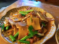 苗王豆腐-古城苗家土菜馆(河景餐厅店)