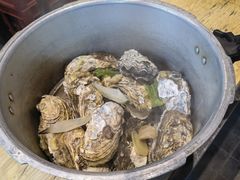 麦香味高压锅生蚝-海煮叹鲜·粥底火锅·港式海鲜打边炉(赛银国际广场店)
