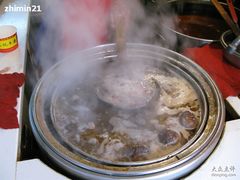 -江三王记牛杂馆(总店)