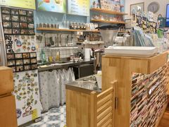 -猫的天空之城概念书店(杭州南宋御街店)
