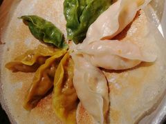 -宽鲜锅贴家常菜(永旺东部购物中心香港中路店)