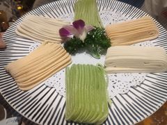 -刘一锅筋头巴脑(千峰路店)