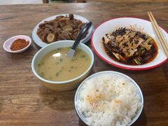 -朱大嘴肥肠血旺(福字街店)