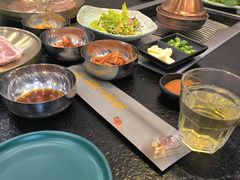 -臻牛烤肉