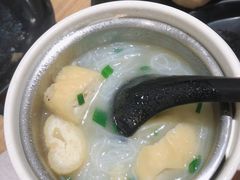 -小杨生煎(金山百联购物中心3楼店)