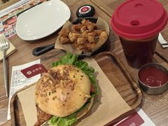 -必胜客(巴沟店)