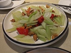 -眷江南之小蓝鲸(王府大街店)