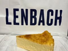 巴斯克蛋糕-LENBACH兰巴赫西餐啤酒坊(大连东港店)