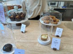 -VERIE BAKEHOUSE
