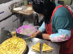 -布尔津河堤夜市