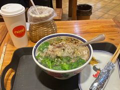 -云阿蛮云南生烫牛肉米线(奉贤路店)