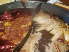 -萍姐火锅·公路夜市(武汉首店)