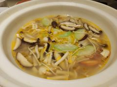 -成隆行·蟹王府(九江路店)
