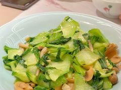 -荷花亭·湖北融合菜(中商广场店)