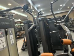 -金摩尔健身游泳(万象城鼎丰大厦店)