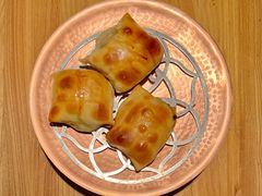 -幸福的烤包子·新疆菜