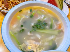 清炖羊肉汤-塔里木新疆饭店(新北万达店)