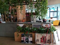 -拾光年华摄影馆(菱角湖公园店)