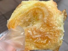 小蝴蝶酥-上海哈尔滨食品厂(淮海中路店)