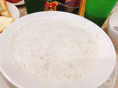 鲜奶麦皮-喜莲咖啡