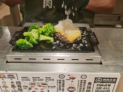 -肉肉大米(金虹桥店)