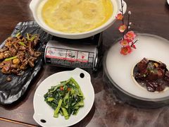 石烹红烧肉-茶叁酒肆·楚味江湖(菱角湖店)