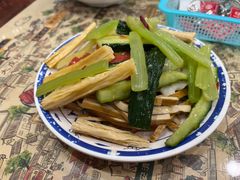 -老乌家特色小炒泡馍(大皮院店)