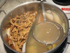 -左庭右院鲜牛肉火锅(南通CBD大有境店)