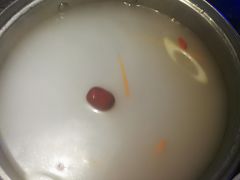 清汤汤底-阪尚皇·原切牛排·烤肉火锅自助(北京路店)