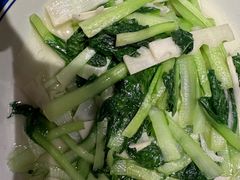 -八府香鸭·啫啫煲(华山路店)