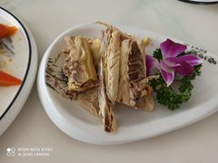 -七的湖·晚芳亭·阳澄湖农家菜·大闸蟹(莲花岛店)