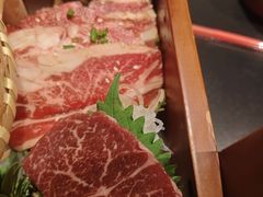 -山川小町·极番烧肉(新地假日广场店)