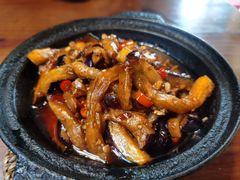 -钟掌勺忘不了地道湘菜(新天地假日广场店)