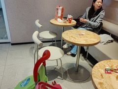-肯德基(东安路站店)