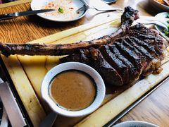 长骨战斧牛排-SMOKI & CO(五大道店)