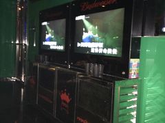 -百威KTV(恒福路店)