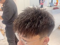 -丝语萱形象