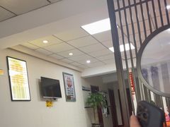 -老苗医养生堂(（1店）解放东路店)