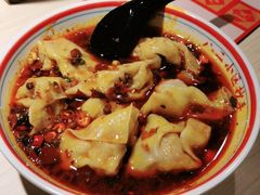 -八二小区抄手(龙湖上城天街店)