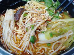-冒泡老味冒菜
