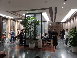 -扎嘎形象设计