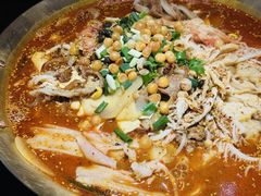 -张翻越·川渝冒菜·武汉黑鸭煲(城北万象城店)