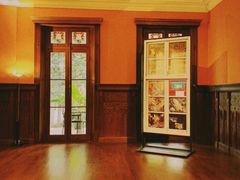 -Nathalie Djurberg与Hans Berg“牛皮纸包裹的月亮”-Prada荣宅当季展览