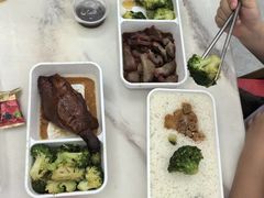 -裕记烧腊连锁餐饮(国商分店)