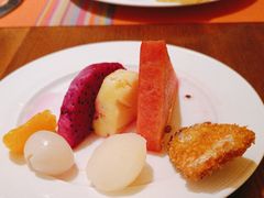 -岷山饭店-芝芝自助餐厅