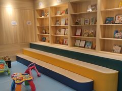 -蓝旗亲子游泳(范湖万达广场店)