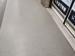-星巴克(青岛火车北站候车大厅店)