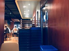 -The Habit Burger Grill 哈比特汉堡(复兴soho店)