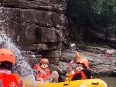 -雅鲁激流探险漂流